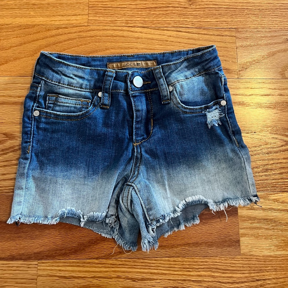GIRLS size 7 Joes Jeans faded raw hem shorts